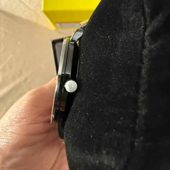 Invicta Ángel Women’s Watch 38mm - Picture 4 of 7